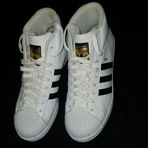Adidas tennis shoes, brand new